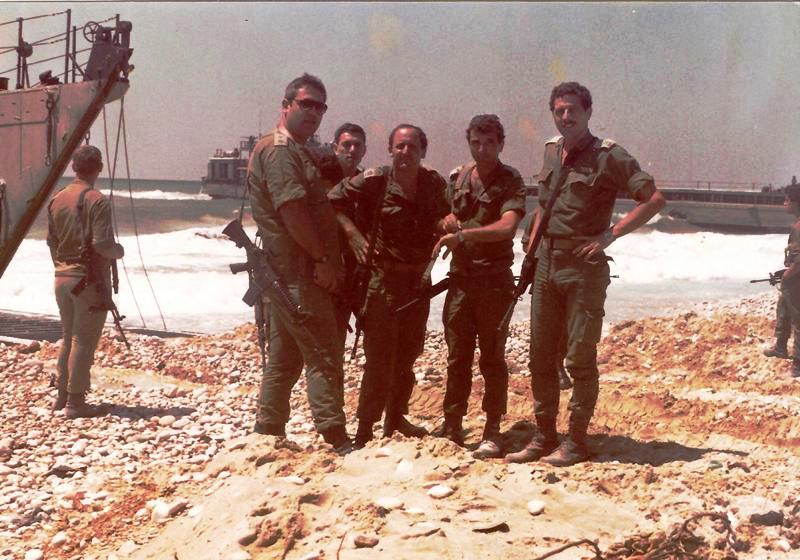 תמונה של אנשי החימוש ביחש"מ לבנון בשנת 1983, תמונות  שנחשפות אחרי ארבעים שנה